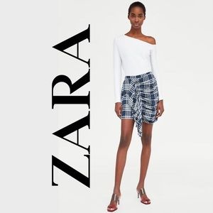 ZARA Blue & White Checkered Mini Skirt Small